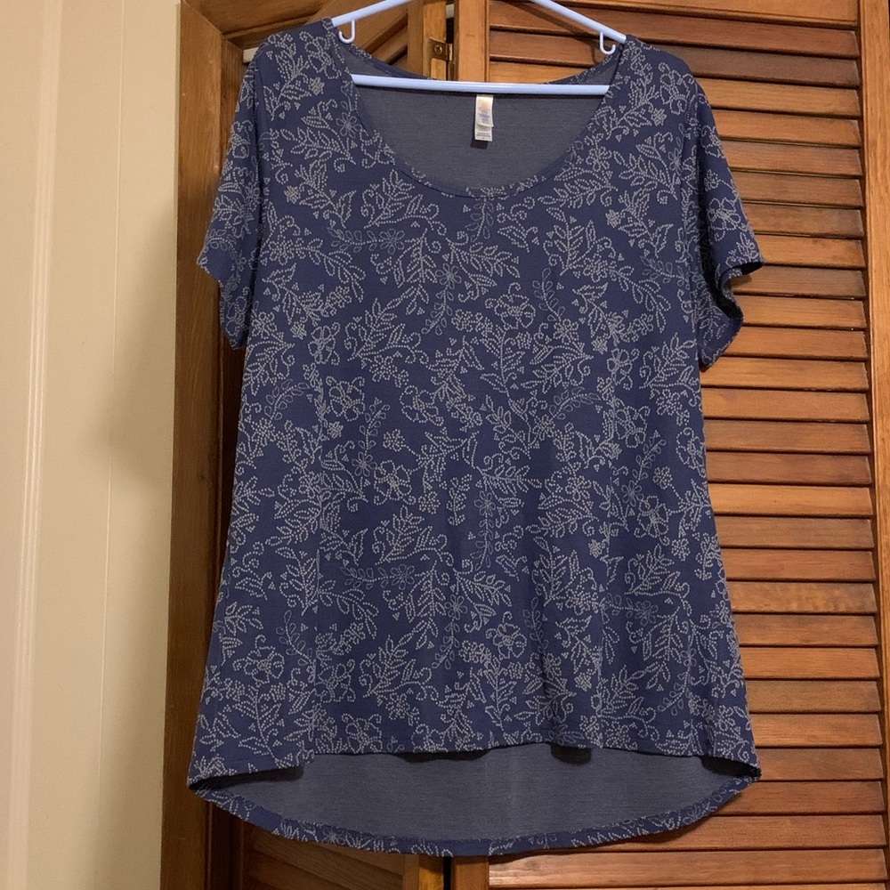 LuLaRoe Classic T  - Blue Floral
